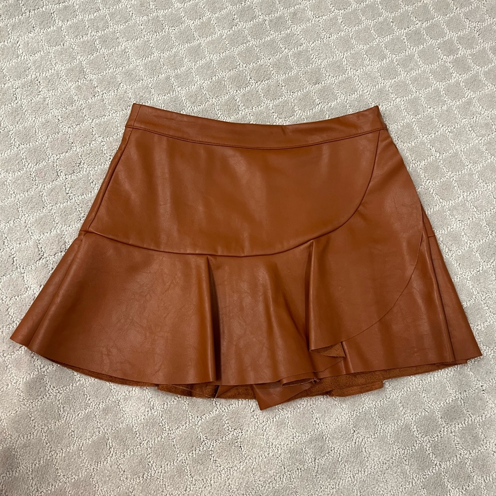 Brown faux leather skort size m